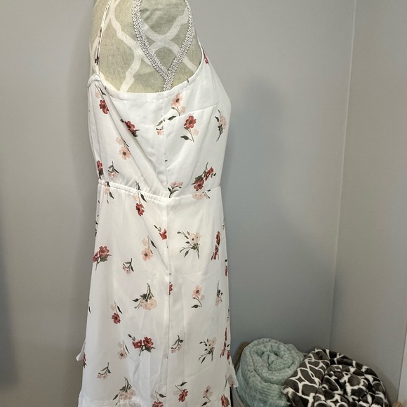 HOLLISTER WRAP DRESS - Picture 3 of 6